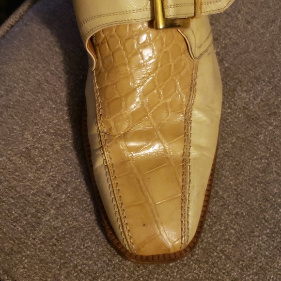 Mauri alligators size 11 and red ones 10 1/2 main image 5